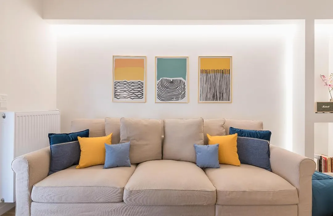 Chic And Comfort Home In Central Athens-1